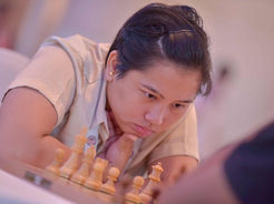 Alumna tops blitz event in Abu Dhabi