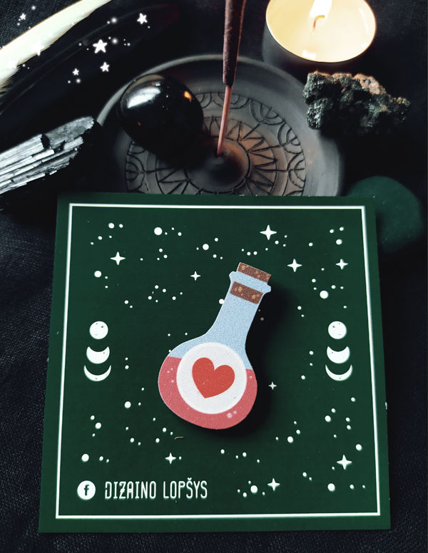 Thumbnail: Wooden witch brooches / pin's