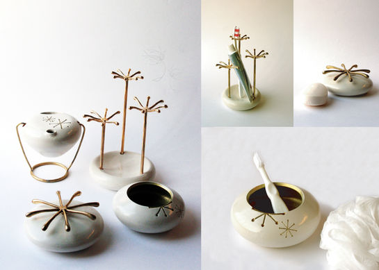 BATHROOM ACCESSORIES
Project: Textrade India Pvt. Ltd, Year 2007
Inspiration: Dandelion
Creative Brief: Interactive Lifestyle
This bathroom accessory set inspired from dandelion is designed to be symbolic of elegance, status, innovation and simplicity.