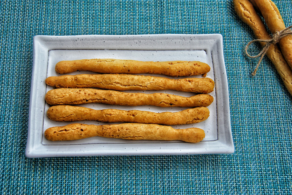grissini, paleo, gluten free, celiac, גריסיני, ללא גלוטן, פליאו, קמח כחול, paleo, gluten free, דרך טבע