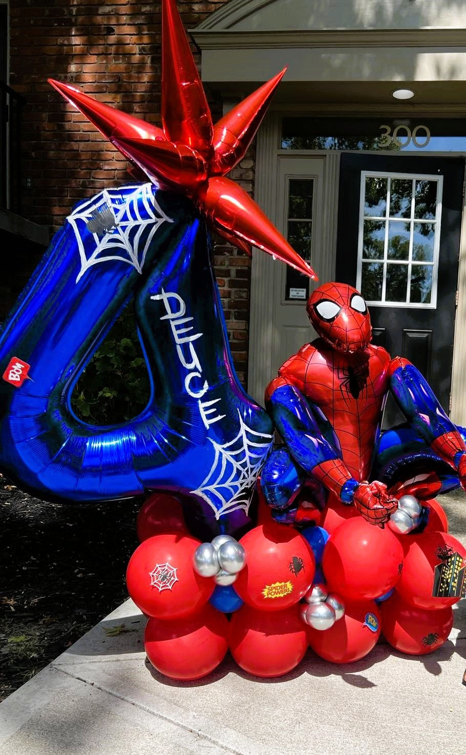 Themed Balloon Bouquet