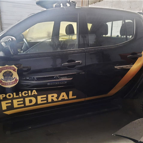 Adesivação e envelopamento de veículos