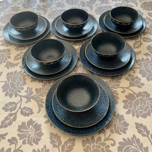 Thumbnail: Spectrum Blue Dinner Set