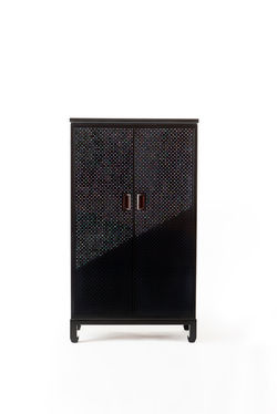 Lacquer cabinet
