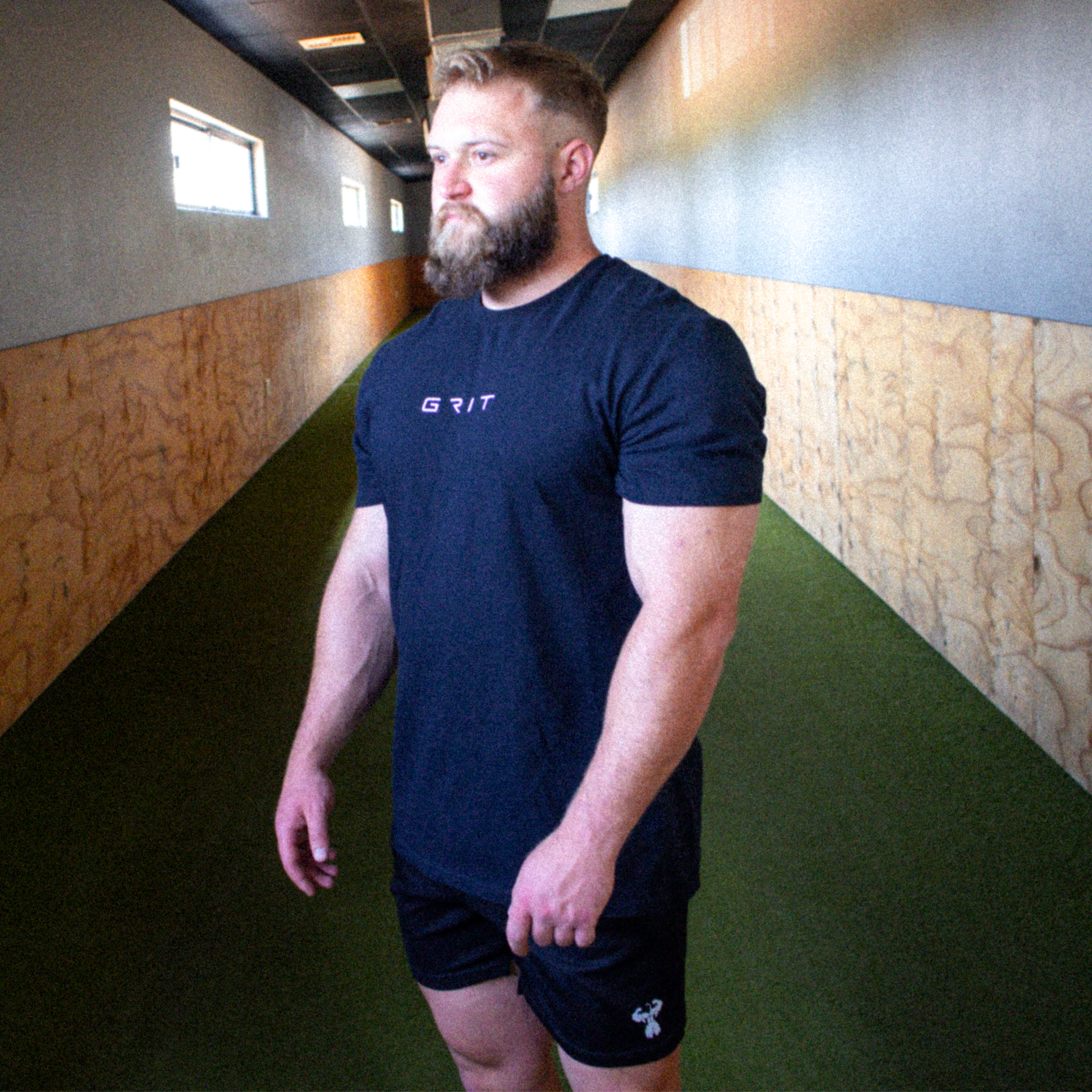 GRIT BLACK THICK BOY SEASON T-SHIRT