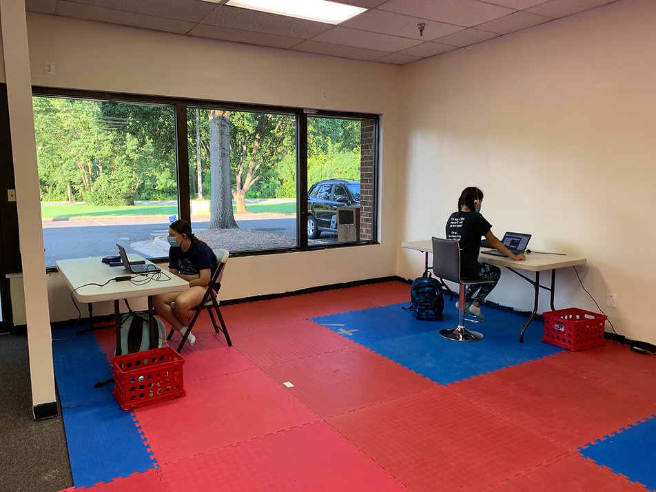 DL dojo window.jpeg