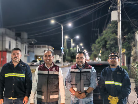 Realiza Pepe Saldívar brigadas nocturnas de mantenimiento de alumbrado público