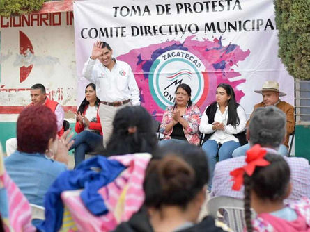 Las mujeres son la fuerza y el motor del PRI: Carlos Peña
