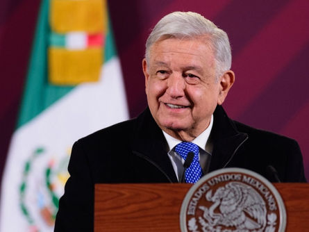 Presidente enviará iniciativa para prohibir vapeadores; “está demostrado que dañan a los jóvenes"