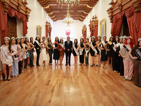 Fortalece Gobernador David Monreal vinculación con la comunidad migrante; recibe a 24 reinas de Federaciones en EU
