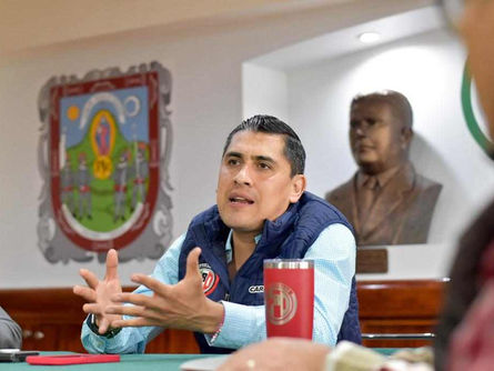 Pide Carlos Peña no permitir intromisión del Gobierno en proceso electoral