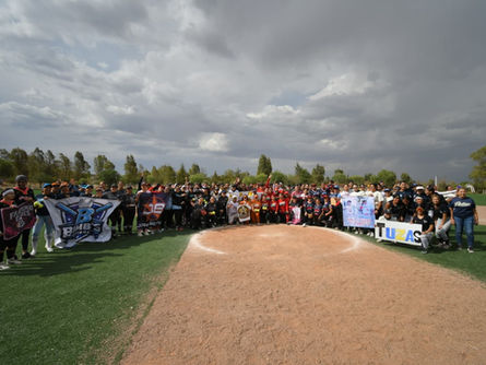 Agradece liga de Softbol Guadalupe apoyo de Pepe Saldívar