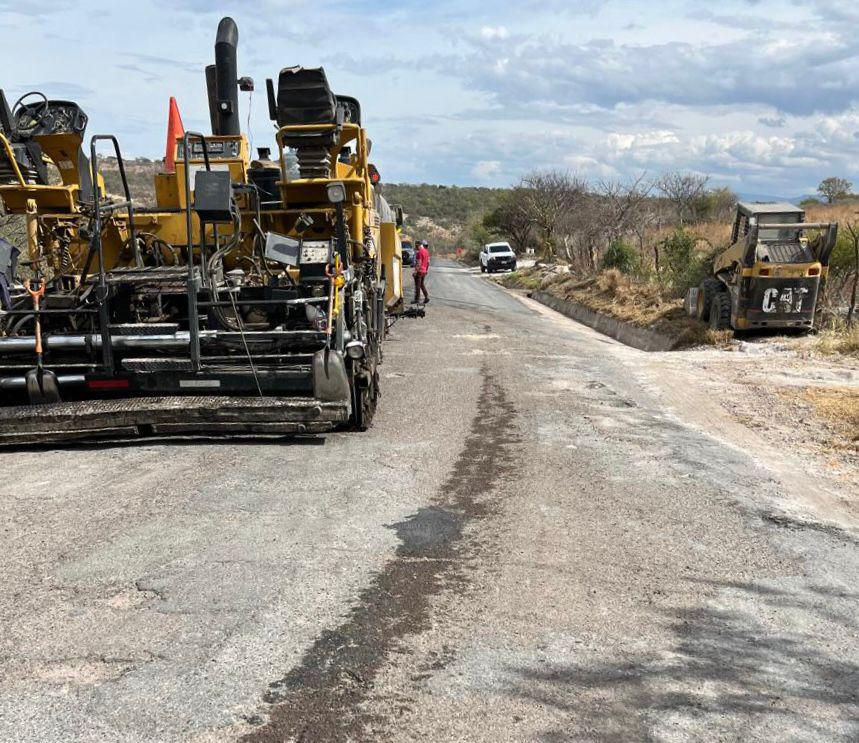Avanza Gobierno de Zacatecas Programa Rescate Carretero; rehabilita carretera Jalpa – Tlaltenango