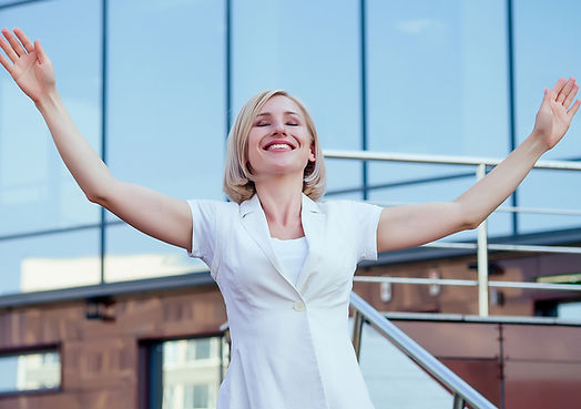 beautiful-and-young-happy-blonde-business