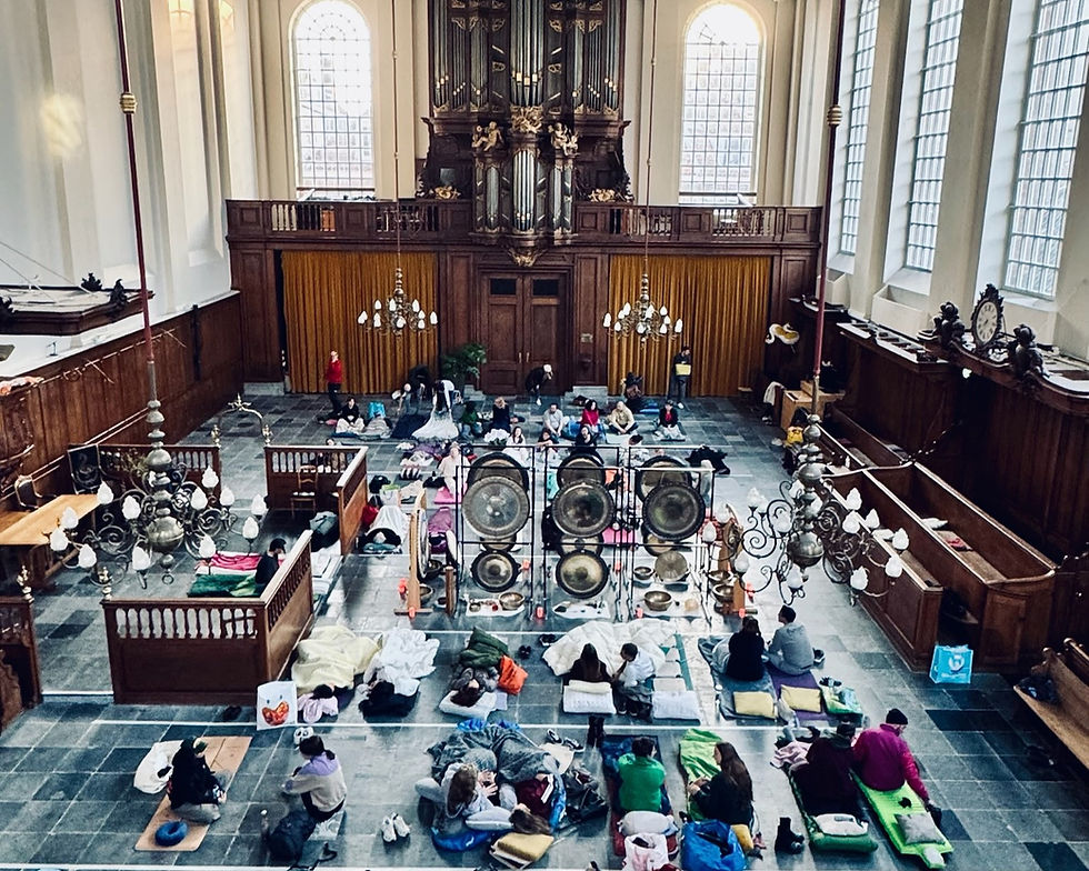 Sound Bath in Luthersekerk, Den Haag