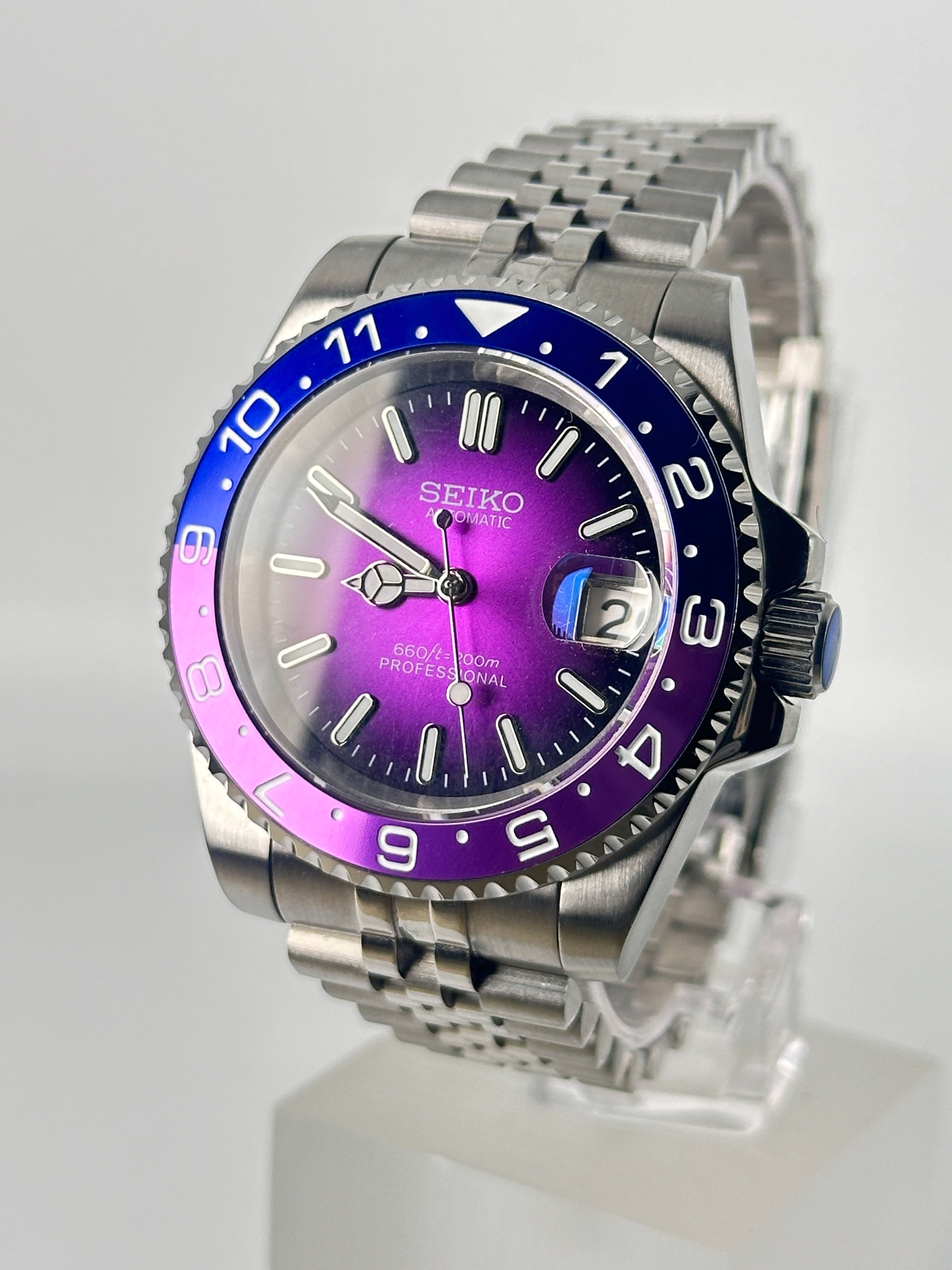 SEIKO CUSTOM MOD - SUB STYLE WATCH - BLUE AND PURPLE