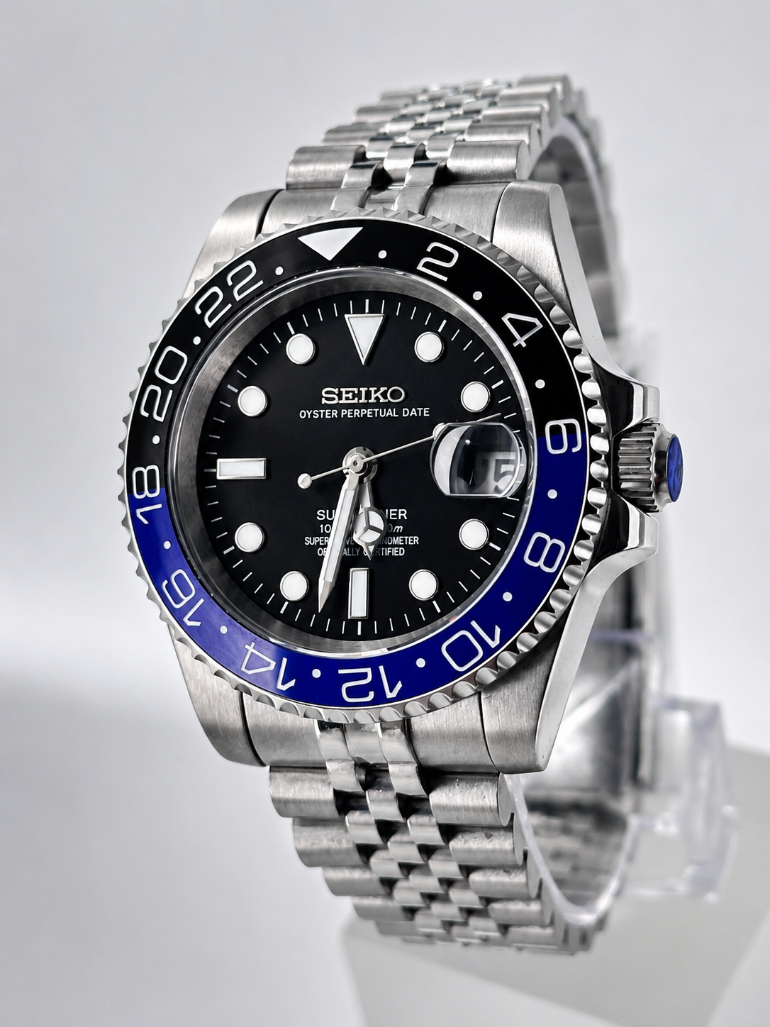 CUSTOM SEIKO MOD BATMAN WATCH NH35 - BLACK AND BLUE BATMAN