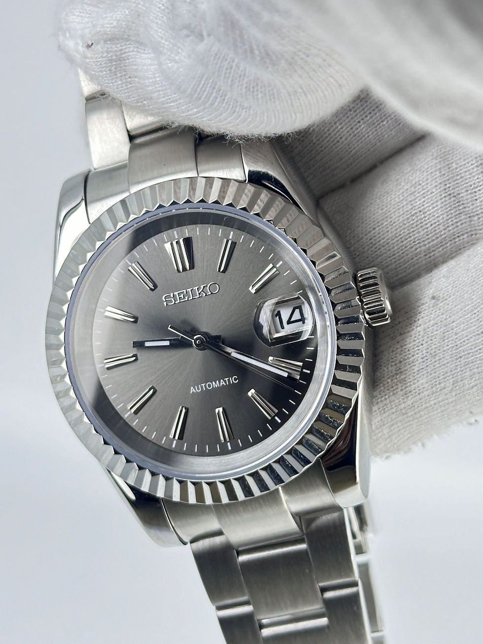 Thumbnail: CUSTOM SEIKO MOD CLASSY WATCH NH35 - GREY MIRAGE