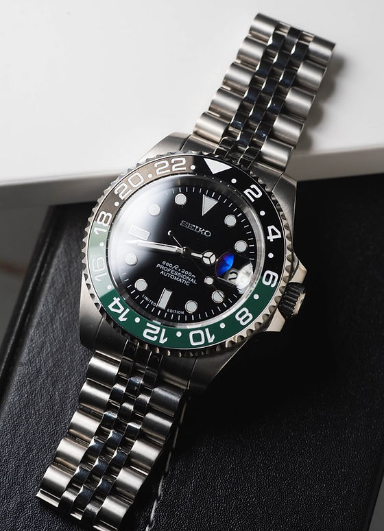 CUSTOM SEIKO MOD GREEN WATCH - CLASSIC SPRITE DIVER | ELITE WATCH MODS
