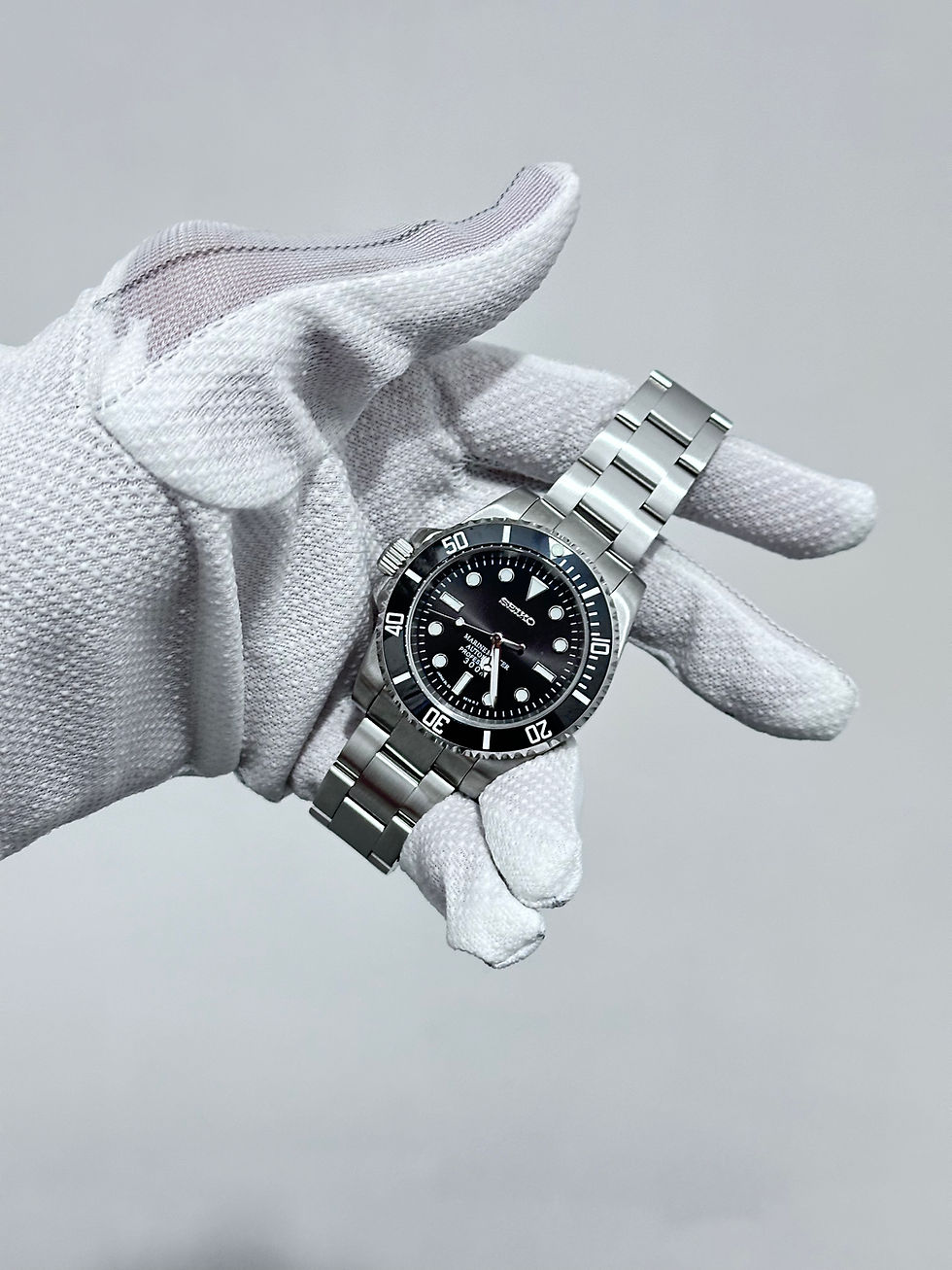 Thumbnail: CUSTOM SEIKO MOD BLACK GMT STYLE WATCH - BLACK (LEFT HANDED)
