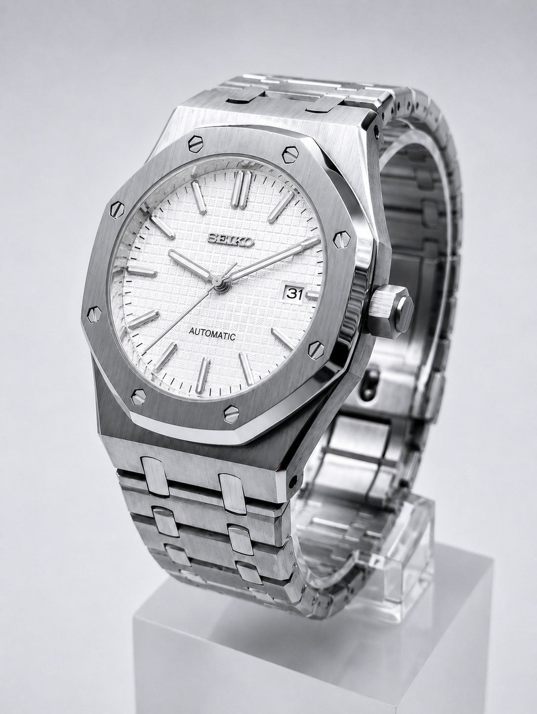 SEIKO CUSTOM MOD - OAK STYLE WATCH - MIST WHITE