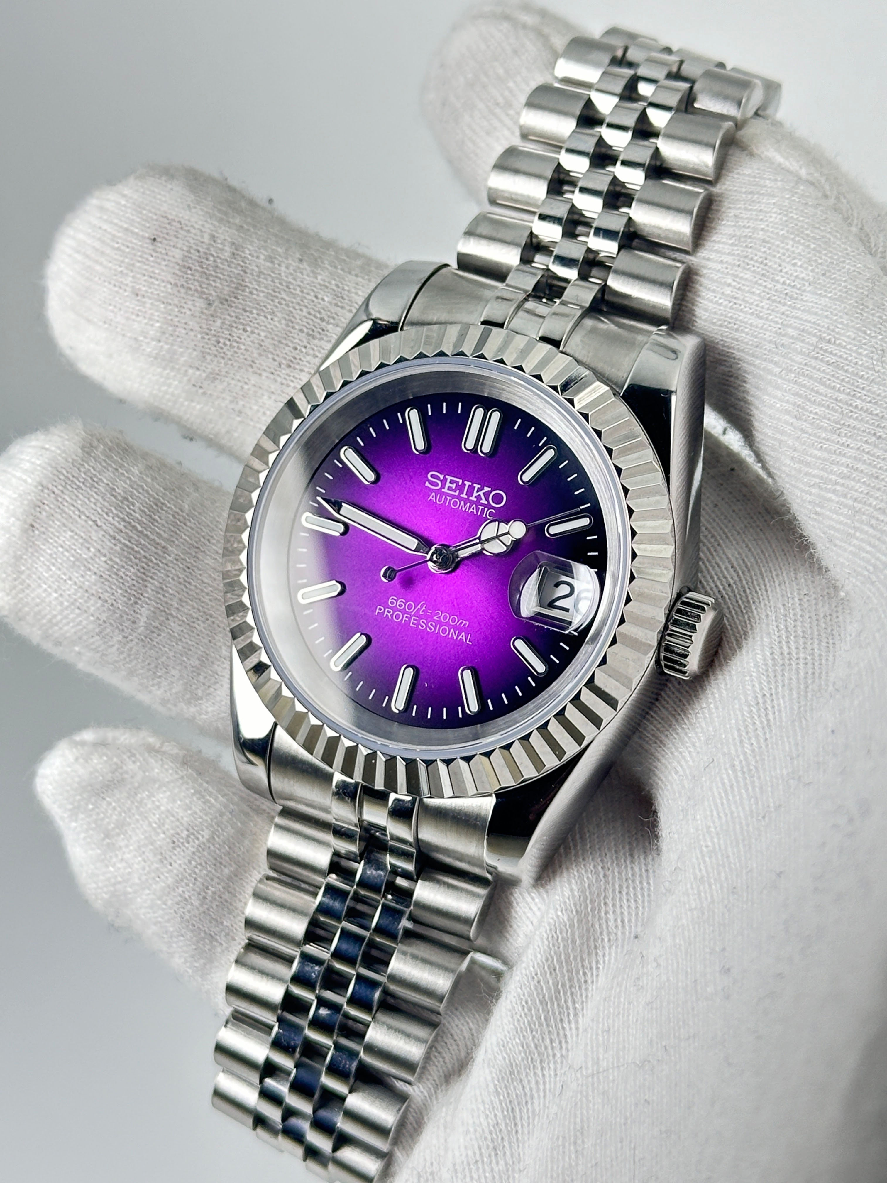 CUSTOM SEIKO MOD PURPLE DATE WATCH NH35 - PURPLE ECLIPSE