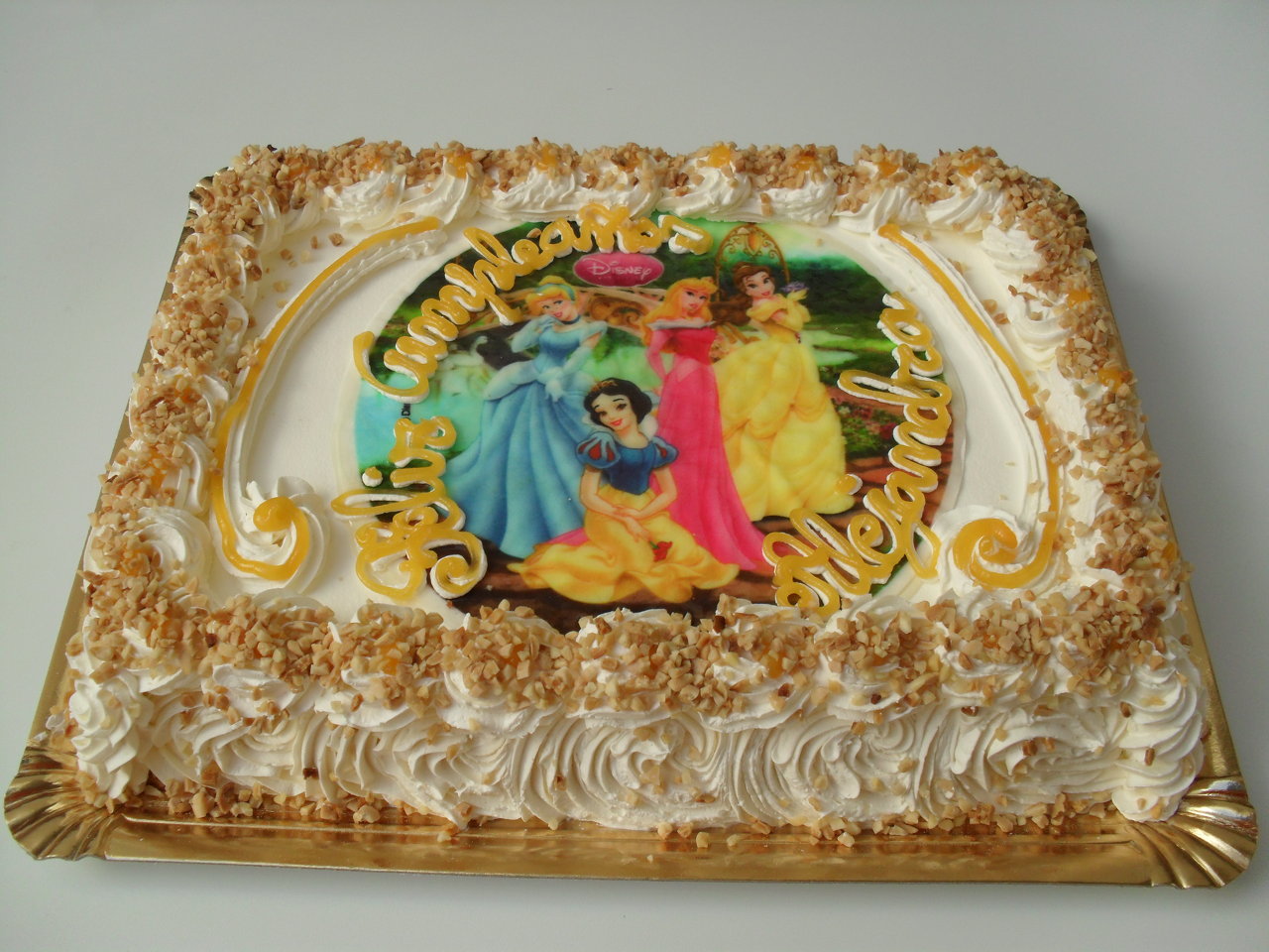 Tarta de princesas.