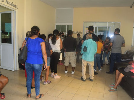 Tihuatlan: "SE REGISTRA ALTA DEMANDA EN CONSTANCIAS DE RESIDENCIA EN TIHUATLÁN"