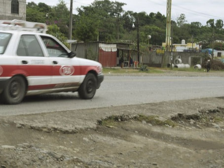Tihuatlan: "RULETEROS DE POZA RICA, “ROBAN” PASAJE A TAXISTAS DE TIHUATLÁN"