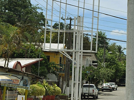 Tihuatlan: "AUTORIDADES VERIFICARÁN PERMISOS DE ESTRUCTURAS METÁLICAS: TIHUATLÁN"