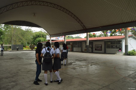 Tihuatlan: "DISMINUYE ESTRÉS EN MADRES DE FAMILIA POR EL REGRESO A CLASES PRESENCIALES EN TIHUATLÁN"