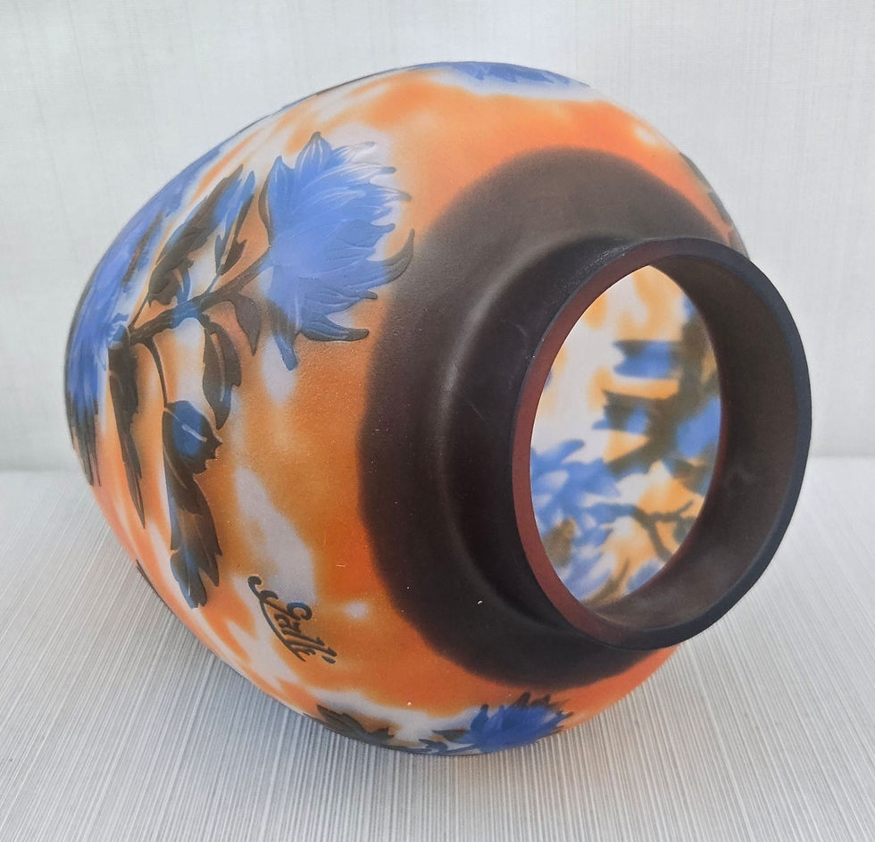 Miniatura: Ekskluzywny wazon szkło Cameo – „Chryzantema”