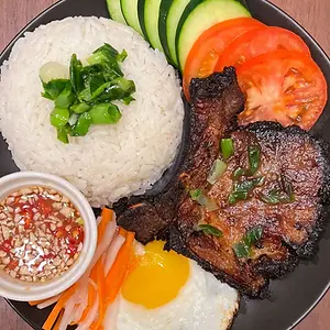 28. COM SUON NUONG