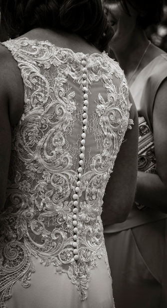 brides dress detail