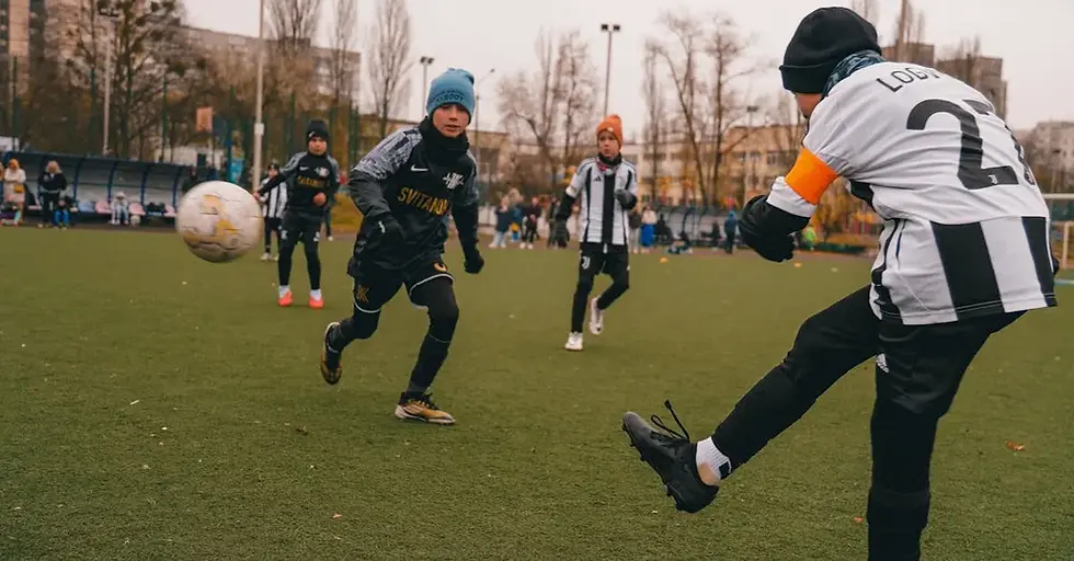 Lazio vence Cagliari e avança na classificação da Série A