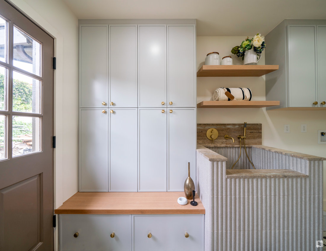 Dove Gray — Boxy Slim Shaker