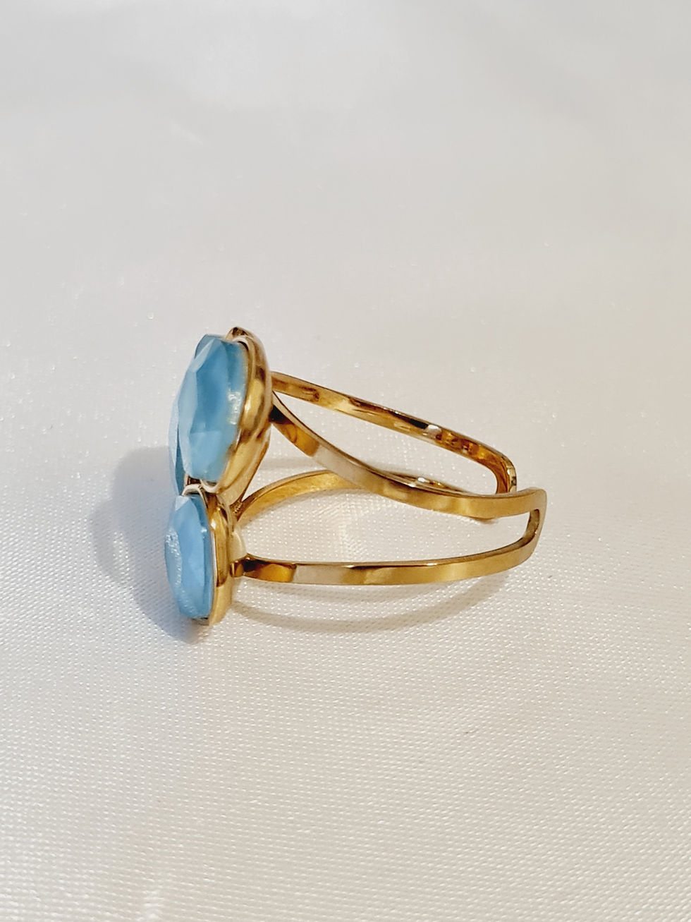 Miniaturbild: Bague ajustable dorée 3 cristaux komimi