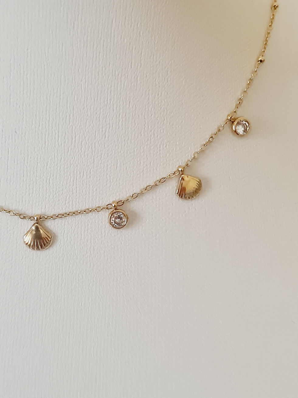 Miniaturbild: Collier breloques coquillages 