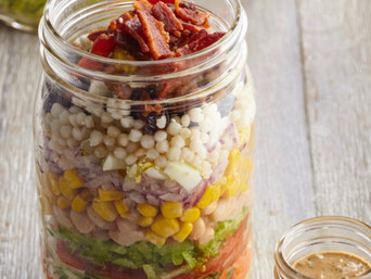 Salad Jars with Creamy Sundried Tomato Dressing