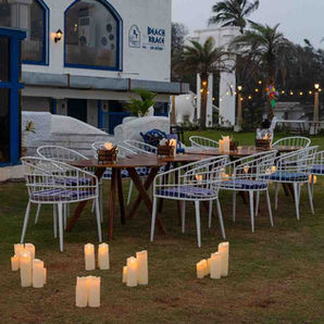 Beachside Candle light dinner in Chennai