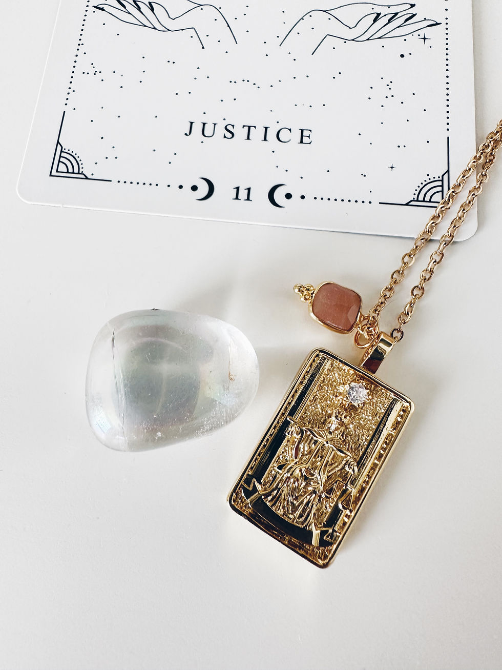 Miniature : Univers - Collier tarot & pierre semi-précieuse