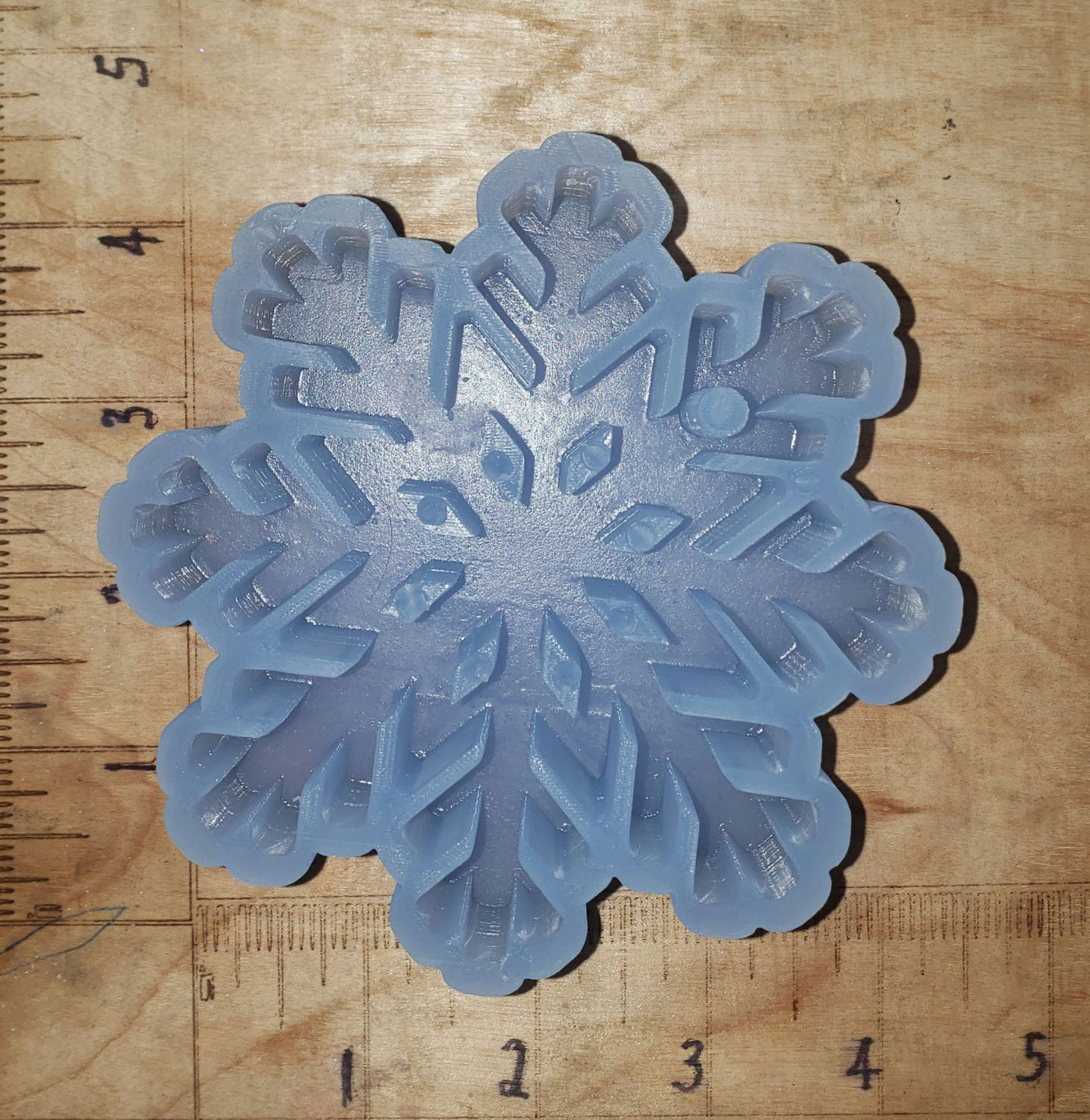 Snowflake w/ Hang Hole