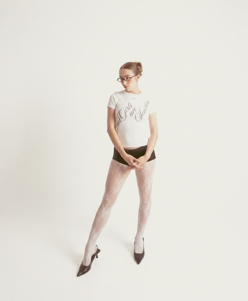 Miniatura: hot girls are sensitive - top
