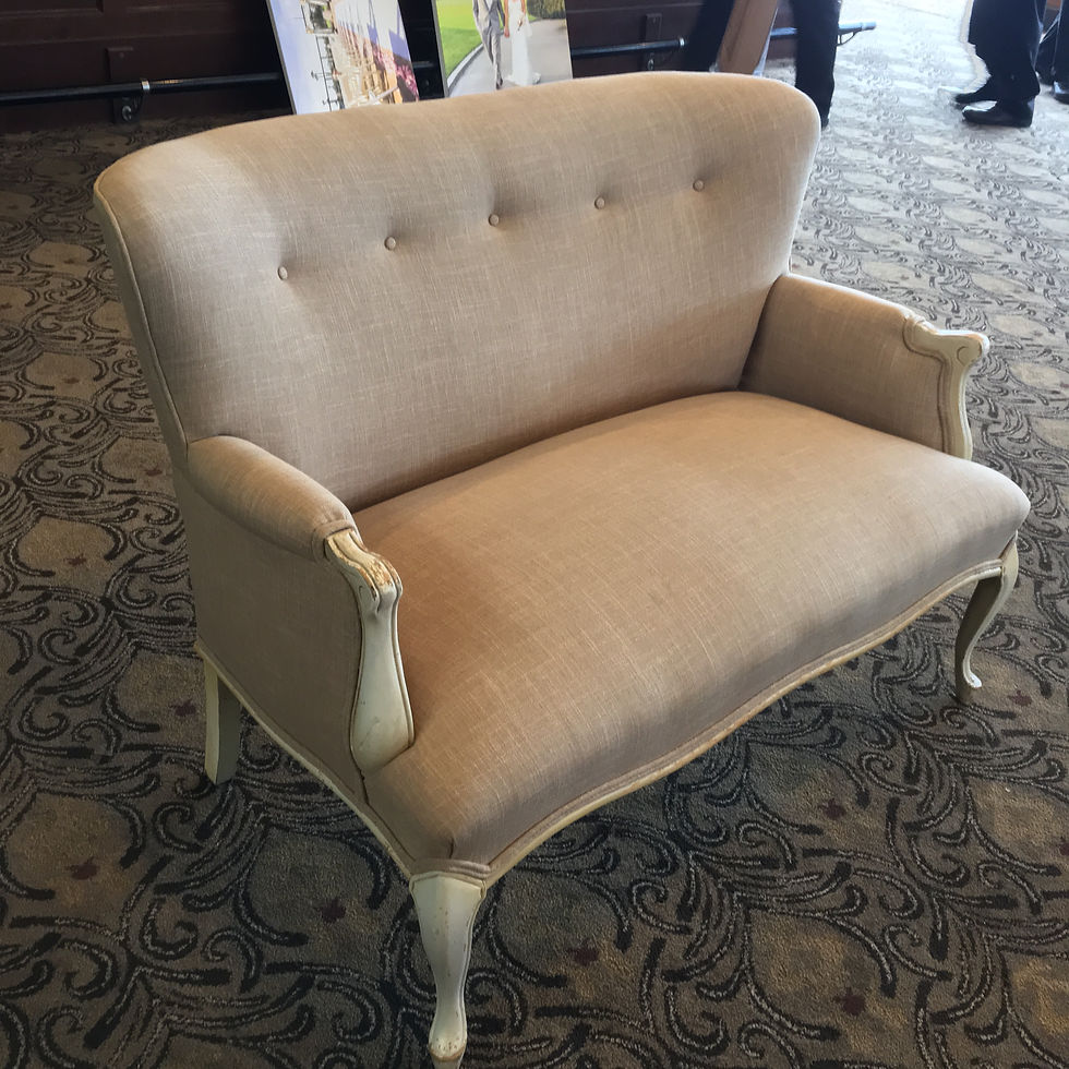 Paris Settee