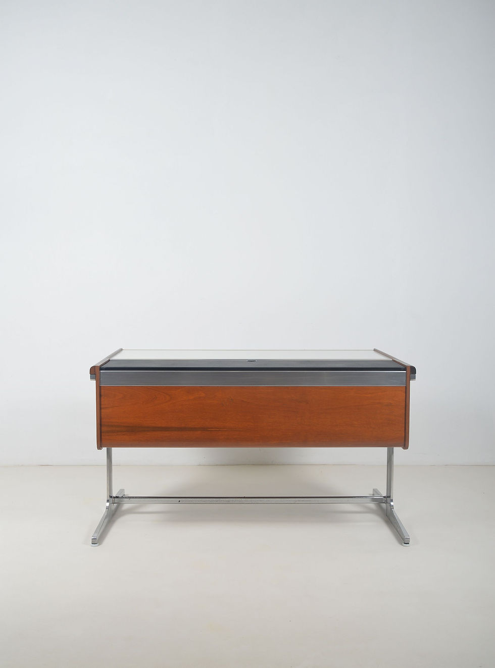 Bureau ontworpen door George Nelson voor Herman Miller, jaren '60