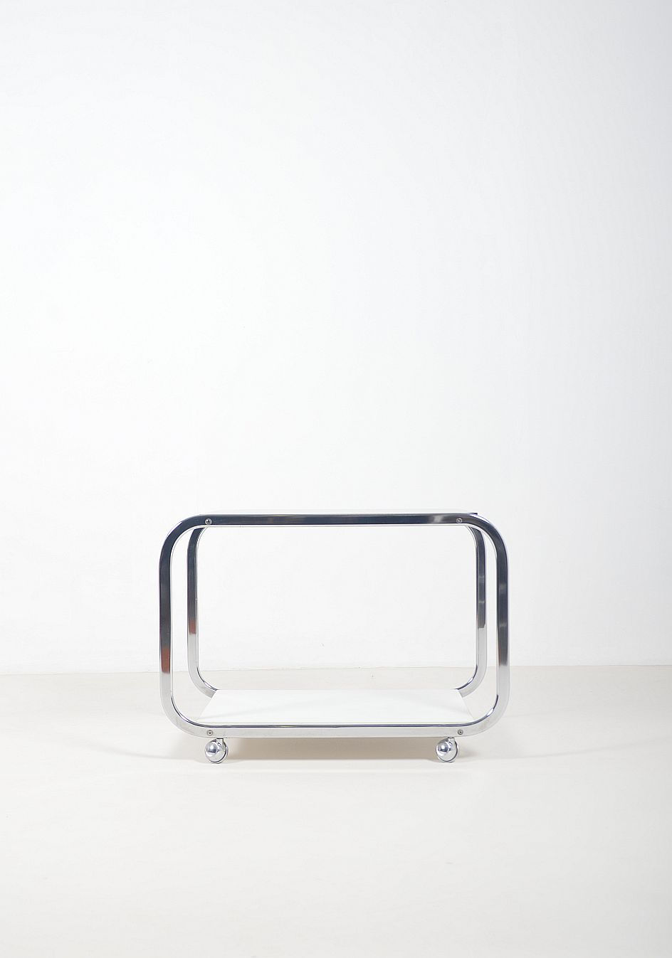 Thumbnail: Vintage serveerwagen met chroom en glas, jaren '70