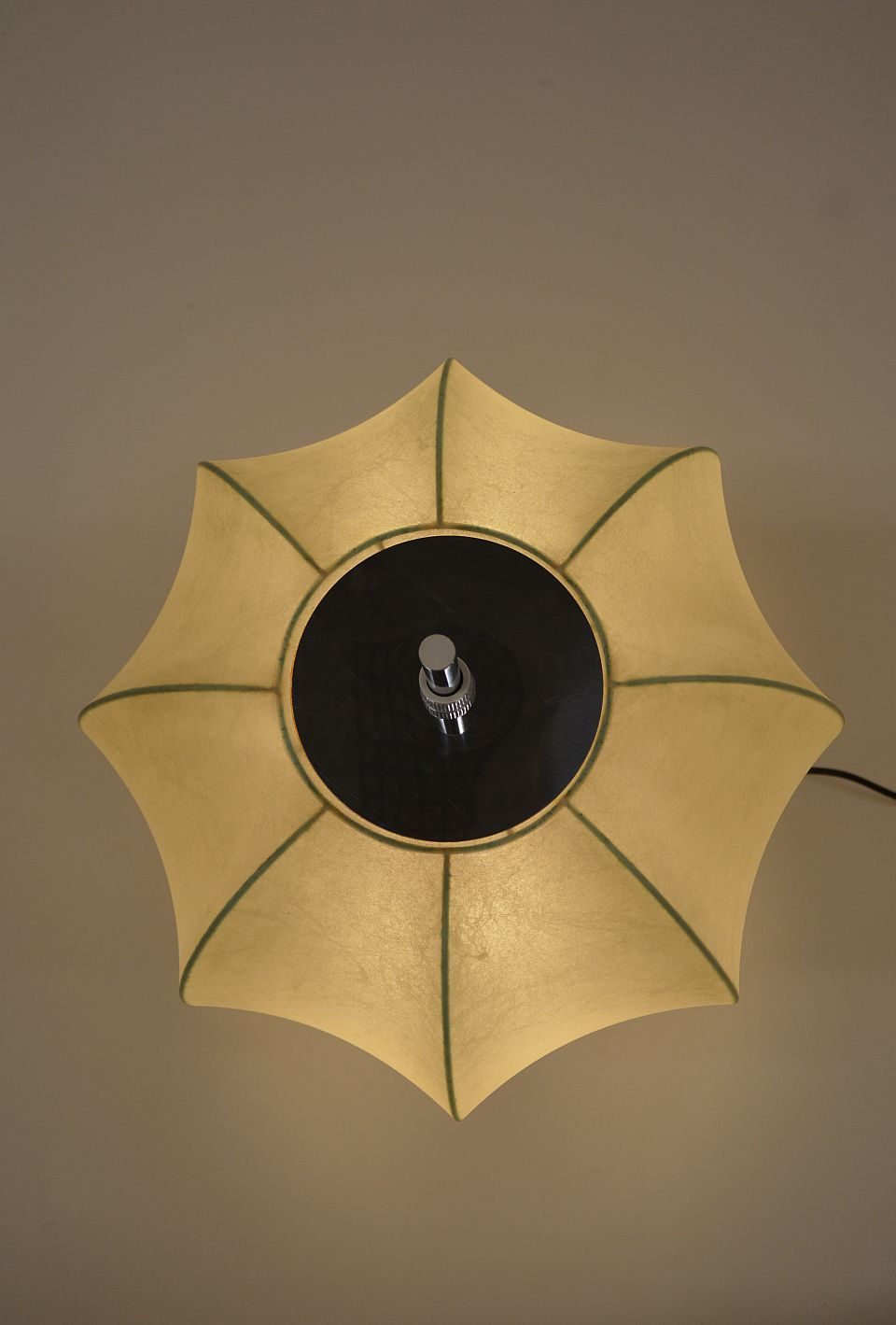 Thumbnail: Mid-century cocoon tafellamp van Goldkant Leuchten, jaren '60