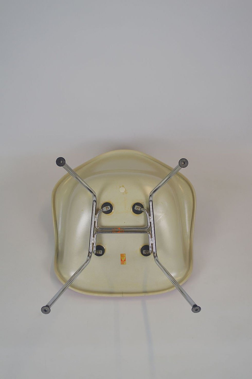 Thumbnail: Mid-century stoel ontworpen door Charles & Ray Eames, jaren '70