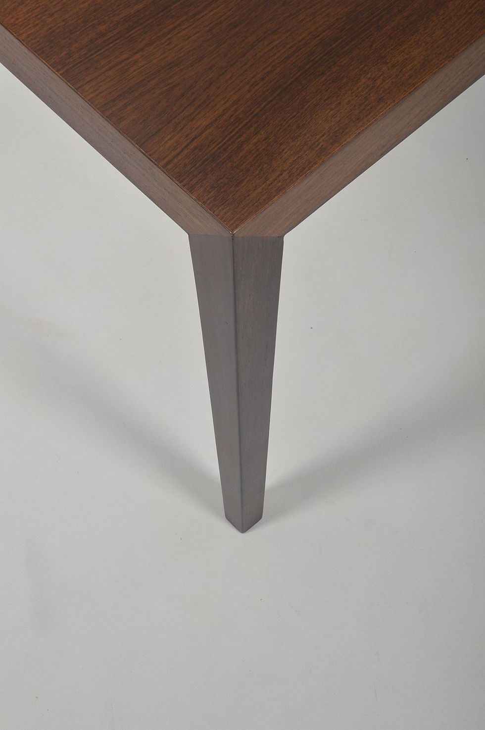 Thumbnail: Deense houten salontafel van Severin Hansen voor Haslev, jaren '60