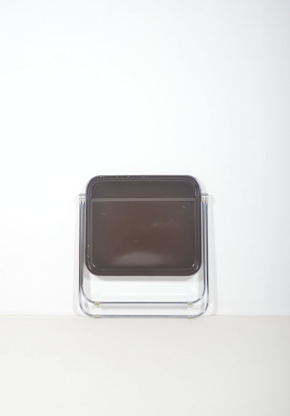 Thumbnail: Plooibaar bureau 'Platone' ontworpen door Giancarlo Piretti voor Castelli, 1971